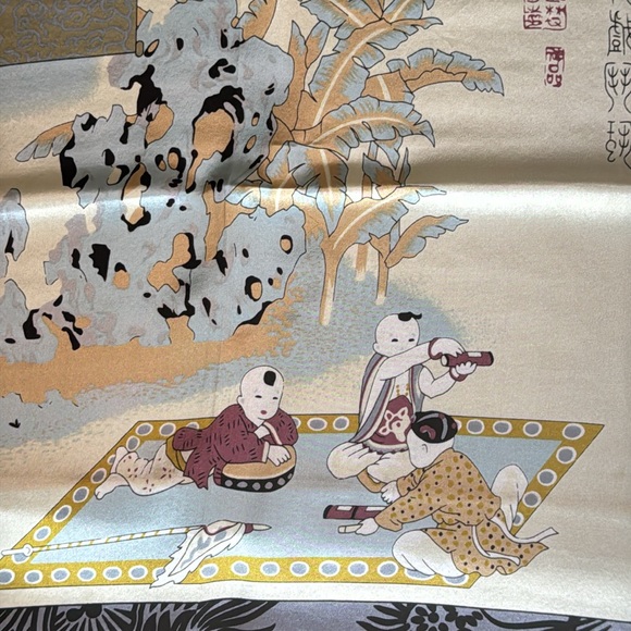 Large Japanese Pictorial Silk Scarf - Picture 8 of 17